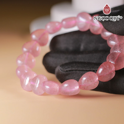 Vòng tay trái tim thạch anh dâu đỏ hạt 12mm mệnh hỏa, thổ - Ngọc Quý Gemstones