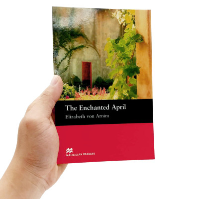 The Enchanted April: Intermediate (Macmillan Readers)