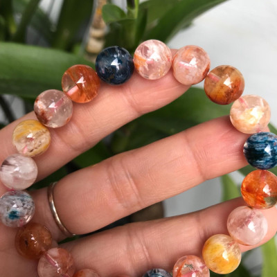 VÒNG ĐẸP THẠCH ANH TUYẾT MÀU SANG VIP 10mm ĐÁ THIÊN NHIÊN VIP1