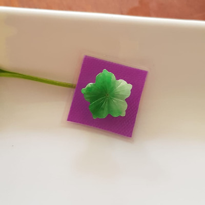 Mặt dây chuyền Mới Đẹp Bông Mai Xanh Lý đậm lam trắng bóng đẹp Đá cẩm thạch thiên nhiên Size 14mm x dầy 3mm Nữ bọc vàng làm mặt dây chuyền, mặt nhẫn đeo đẹp ạ