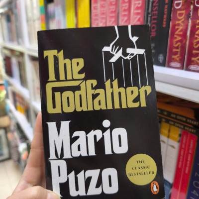 Sách - The Godfather by Mario Puzo - The classic bestseller that inspired the legendary film - Sách tiếng anh, bìa mềm