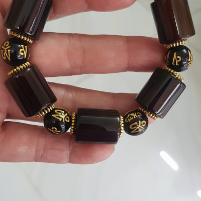 Vòng tay nam mã não nâu mix tây tạng kiểu hạt ống vuông tròn Size vòng 15mm đẹp ạ Ý nghĩa mang năng lượng tích cực may mắn cát tường cho gia chủ ạ