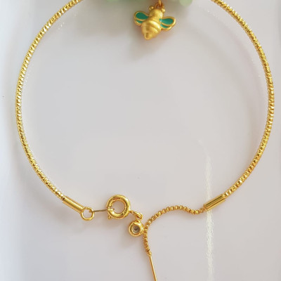 Vòng Tay charm xinh đẹp 5 đồng tiền đá cẩm thạch tự nhiên Vòng tay phối charm hình Chú Ong Xinh xắn vòng màu vàng khoen rút xinh Nữ đeo dễ thương ạ