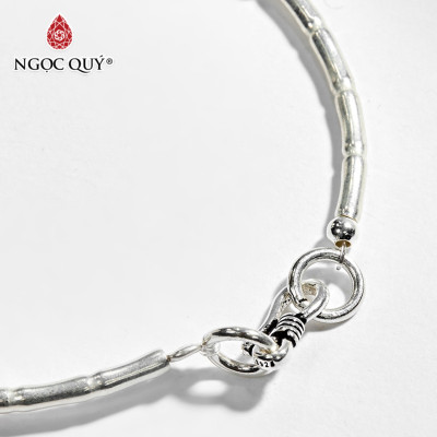 Vòng tay 1 hạt đá thiên nhiên phối charm bàn tay hamsa bạc - Ngọc Quý Gemstones