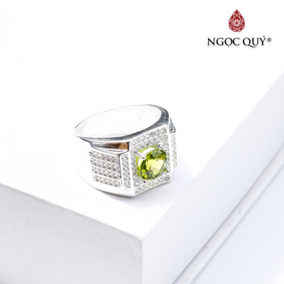 Nhẫn bạc nam mặt đá peridot 20mm mệnh hỏa, mộc - Ngọc Quý Gemstones