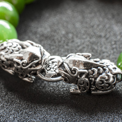 Vòng phong thủy Phật ngọc (Ngọc bích Canada) thiên nhiên mix kỳ lân 7A VT099