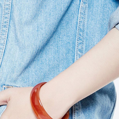 Vòng Tay Đá Mã Não Đỏ Liền Khối Ngọc Quý Gemstones VT152