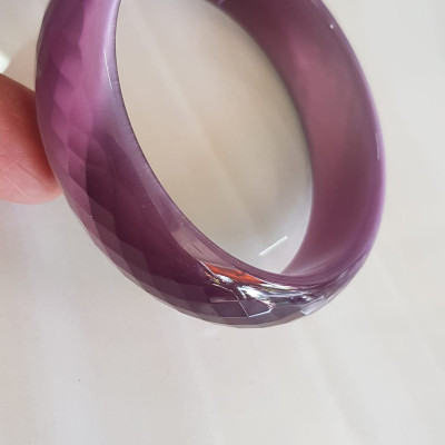 Vòng tay nữ đá mắt mèo bản hẹ giác tím mới đẹp Vòng Ni 54mm x cao 16mm x dầy 6,2mm Vòng màu tím nho chuẩn hợp nữ mệnh hỏa, mệnh thổ 49kg - 54kg đeo ạ