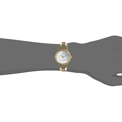 Đồng Hồ Nữ Citizen Đính Kim Cương Dây Thép Không Gỉ EM0432-80Y - Mặt Xà Cừ (Sapphire)