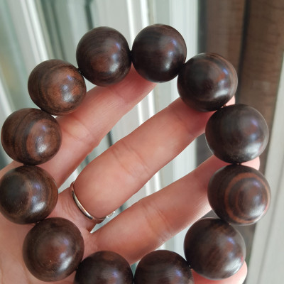 Vòng đeo tay Nam  Chất liệu Gỗ Trắc tự nhiên vân đẹp  Size vòng 19mm nam đeo đẹp ạ