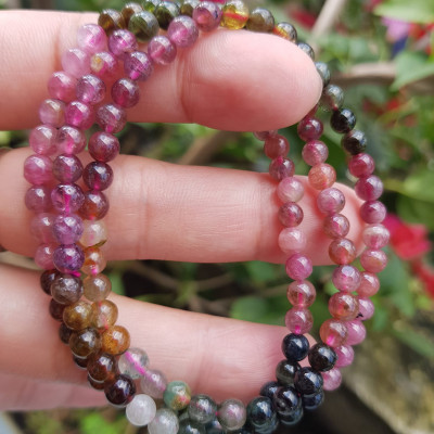 Vòng tourmaline đẹp 3 line size hạt 4mm chất liệu 100% đá thiên nhiên nữ đeo rất rất xinh tay ạ