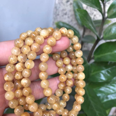 VÒNG TAY ĐÁ THẠCH ANH TÓC VÀNG TỰ NHIÊN SẠCH ĐẸP 108 HẠT  SIZE VÒNG 7MM 100% ĐÁ THIÊN NHIÊN  NỮ MỆNH KIM MỆNH THỔ MỆNH THỦY ĐEO KIỂU QUẤN TAY RẤT SANG RẤT XINH Ạ