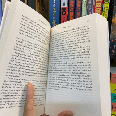 Sách - If This Is A Man / The Truce by Primo Levi | English Classic Memoir of the Holocaust