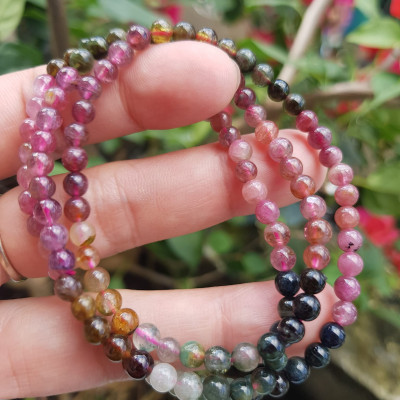 Vòng tourmaline đẹp 3 line size hạt 4mm chất liệu 100% đá thiên nhiên nữ đeo rất rất xinh tay ạ