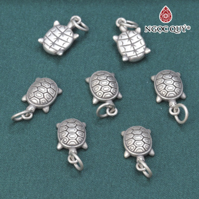 Charm bạc treo hình con rùa - Ngọc Quý Gemstones