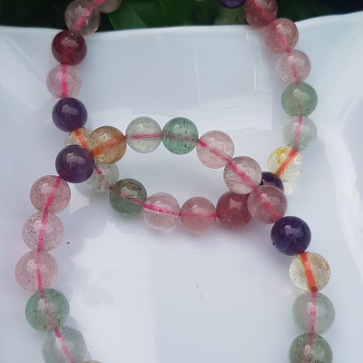 Vòng tay phong thủy may mắn đá thạch anh ngũ sắc tự nhiên Size vòng 8mm bóng tuyệt đẹp đa sắc màu nữ đeo xinh đẹp rẻ hợp nữ tất cả các mệnh Đá thiên nhiên đeo tốt sức khỏe, tim mạch đồng thời may mắn phong thủy tài lộc ạ