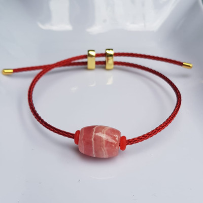 Vòng tay phong thủy may mắn Lu Charm Chất liệu hạt Đá Đào Hoa màu hồng vân tự nhiên Bóng đẹp dây đỏ may mắn có khoen chỉnh theo tay lớn nhỏ được hết ạ Nữ mệnh hỏa, mệnh thổ hợp vòng đeo tay xinh xắn, đẹp, may mắn tài lộc cho gia chủ ạ