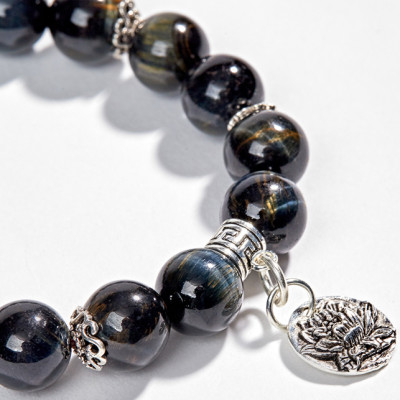 Vòng Mắt Hổ Xanh Đen Phối Charm Hoa Sen Bạc (10mm) Ngọc Quý Gemstones