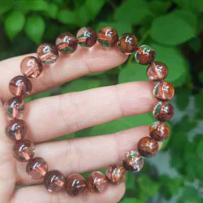 Vòng Tay Phong Thủy Nữ Đá Thạch Anh Ưu Linh Tự Nhiên Bóng Đẹp   Size hạt 9mm  Màu nâu trắng bóng tự nhiên sang trọng hợp nữ mệnh thổ mệnh kim đeo tốt sức khỏe, hợp tuổi hợp mệnh hợp làm ăn may mắn ạ