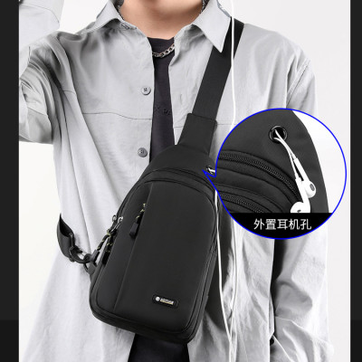 Túi đeo chéo nam phong cách mới  - BEE GEE DCN9259