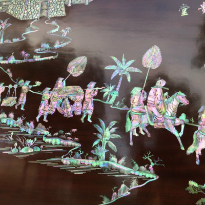 Tranh treo tường tích vinh quy bái tổ khảm ốc đỏ ,mầu sắc bẩy sắc cầu vồng ,hàng siêu đẹp kt 107×217×5cm