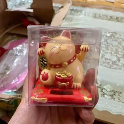 Mèo Thần Tài Maneki Neko vẫy tay chiêu tài lộc 8cm bằng Nhựa - mẫu giao ngẫu nhiên