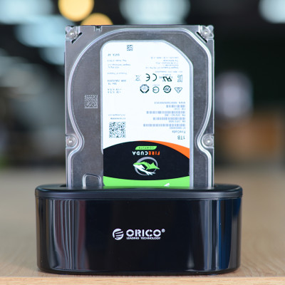Khay Đựng Ổ Cứng Docking ORICO USB3.0/3.5/2.5 - 6218US3 - Hàng Chính Hãng