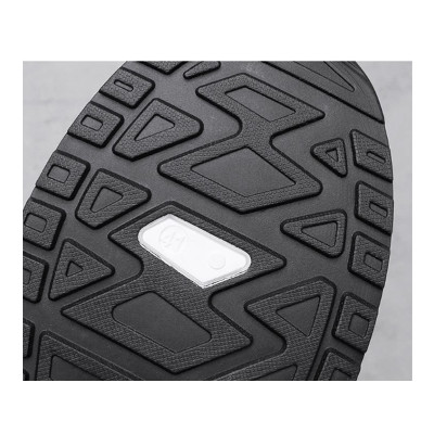 Giày thể thao nam đế êm nhẹ, thoáng khí đế cao su đúc, chống trơn trượt hạn chế mòn  – BEE GEE - GNA2020A