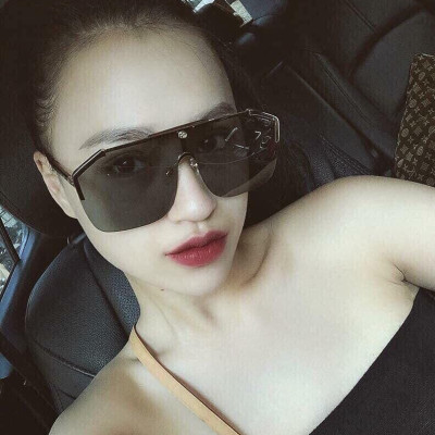 Kính râm nam thời trang sành điệu