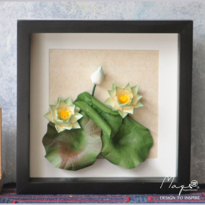Tranh Hoa Giấy Handmade Trang Trí - Hoa Sen Kết Hợp Giấy Dó MAYPAPERFLOWER Khung Tranh Gỗ Size 25x25cm