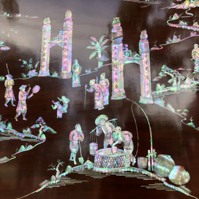 Tranh treo tường tích vinh quy bái tổ khảm ốc đỏ ,mầu sắc bẩy sắc cầu vồng ,hàng siêu đẹp kt 107×217×5cm