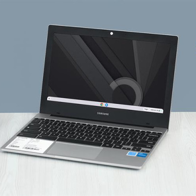 Máy Tính Xách Tay Laptop Samsung Galaxy Chromebook Go XE310XDA N4500/4GB/32GB/ChromeOS - Hàng Chính Hãng
