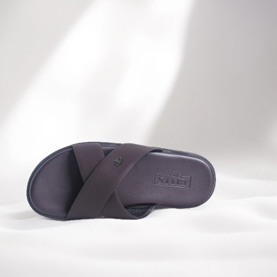 Dép quai ngang Biti