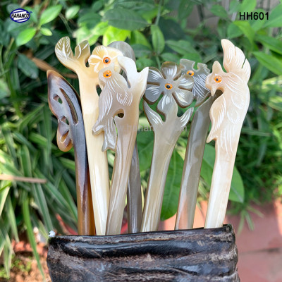 Trâm cài tóc bằng sừng hàng VJP (HH603) Được đục khắc tinh tế, đủ hình dáng độc đáo