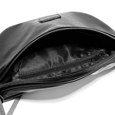 Túi đeo chéo nam phong cách mới  - BEE GEE DCN9156