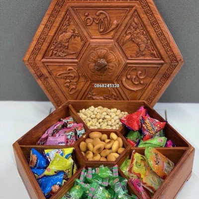 Khay đựng mứt tết bằng gổ hương kt 9×27×31cm