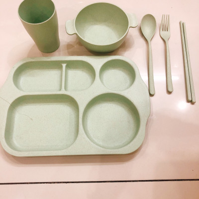 Bộ Khay đựng đồ ăn kèm phụ kiện bằng Lúa Mạch - Hàng Chính Hãng 