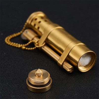 Vỏ Hột Quẹt Bật Lửa TC16 Thiết Kế Thủ Công Độc Lạ Màu Vàng - Dùng Xăng Đá Cao Cấp