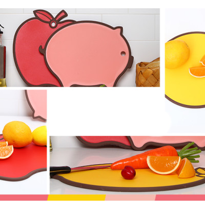 Thớt nhựa kháng khuẩn Lock&lock CSC553 - Hình quả chanh