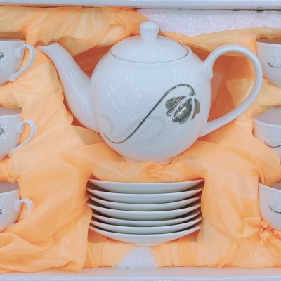 Bộ ấm chén pha trà bằng sứ cao cấp hoa văn trang nhã ( Giao ngẫu nhiên ) - ANTH594