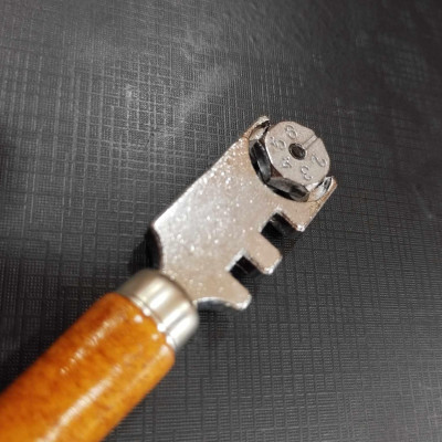 DỤNG CỤ CẮT, BẺ KIẾNG INGCO HGCT02 - HÀNG CHÍNH HÃNG