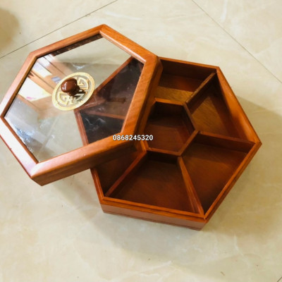 Khay đựng mứt tết ,bách kẹo ,hạt dưa ...bằng  gỗ hương 