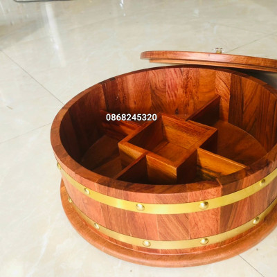 Khay đựng mứt tết ,bách kẹo ,hạt dưa ...bằng  gỗ hương 