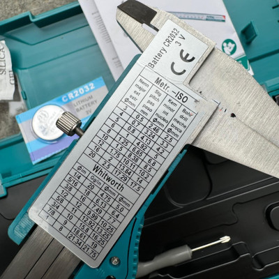 THƯỚC CẶP ĐIỆN TỬ TOTAL TMT321506 - HÀNG CHÍNH HÃNG