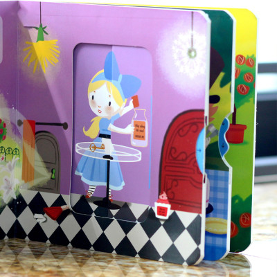 Sách Tương Tác - Sách Chuyển Động - First Stories - Alice In Wonderland - Alice Ở Xứ Sở Diệu Kỳ