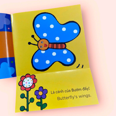 Sách cho bé - Cánh Của Ai Thế Nhỉ? - Whose wings? - Bộ Sách Lật Mở Khám Phá Song Ngữ - Dành cho trẻ 0-4 tuổi