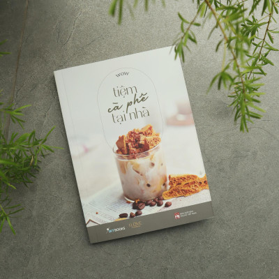 Tiệm Cà Phê Tại Nhà (Tái Bản 2025) - Bản Quyền
