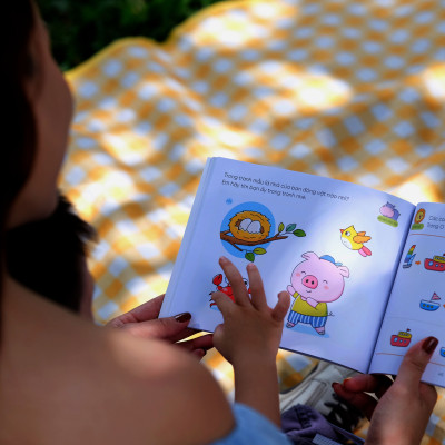 Sách cho bé - Hỏi Đáp Thông Minh - Rèn Luyện Não Trái Não Phải - Tập 1 - Sách tương tác - Dành cho trẻ 3+