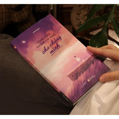 Thế Giới Luôn Có Chỗ Cho Chúng Mình - Bản Quyền