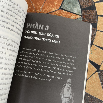 NGƯỜI ĐỌC SUY NGHĨ CỦA ÁC QUỶ – Kwon Il-yong và Ko Na-mu – Nguyễn Thủy dịch – Bookland – AZ VIETNAM – NXB Dân Trí (Bìa mềm)